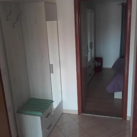 Maremy Apartment *