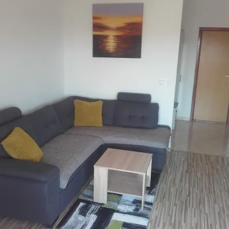 Apartment Maremy *